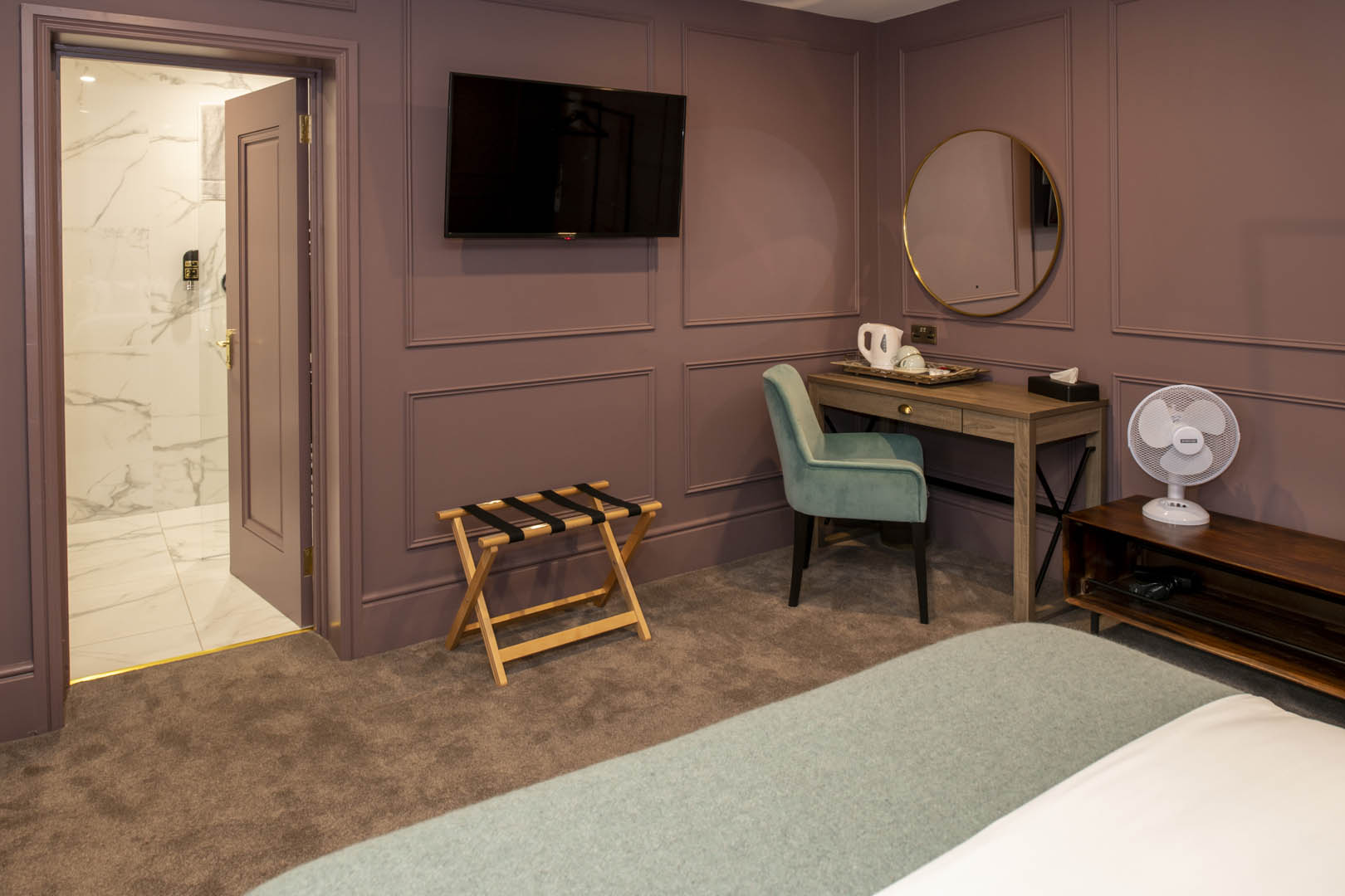 Desk and seating at The Silken Rooms