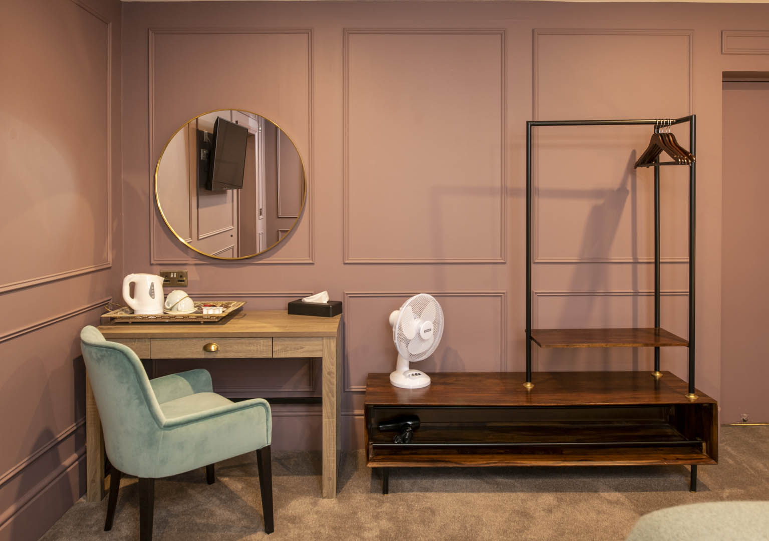 Room details at The Silken Rooms